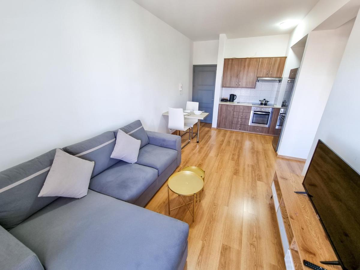 Springfield Park Apartment Larnaca Extérieur photo