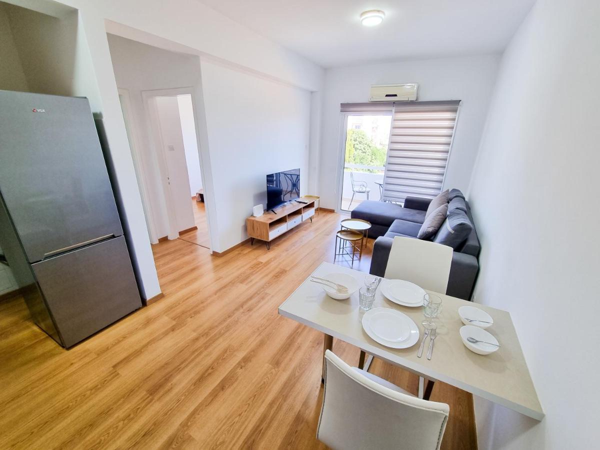 Springfield Park Apartment Larnaca Extérieur photo