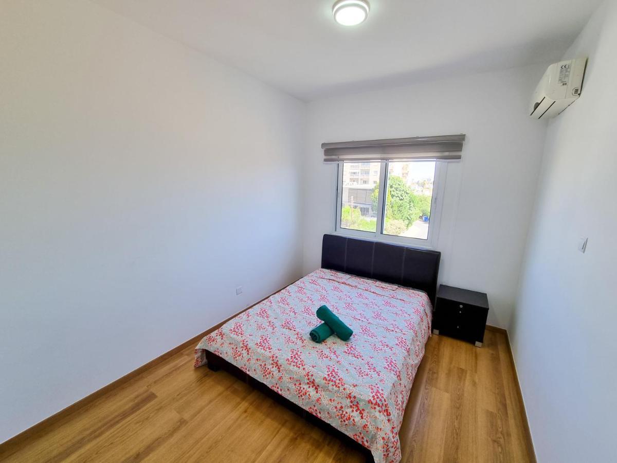 Springfield Park Apartment Larnaca Extérieur photo