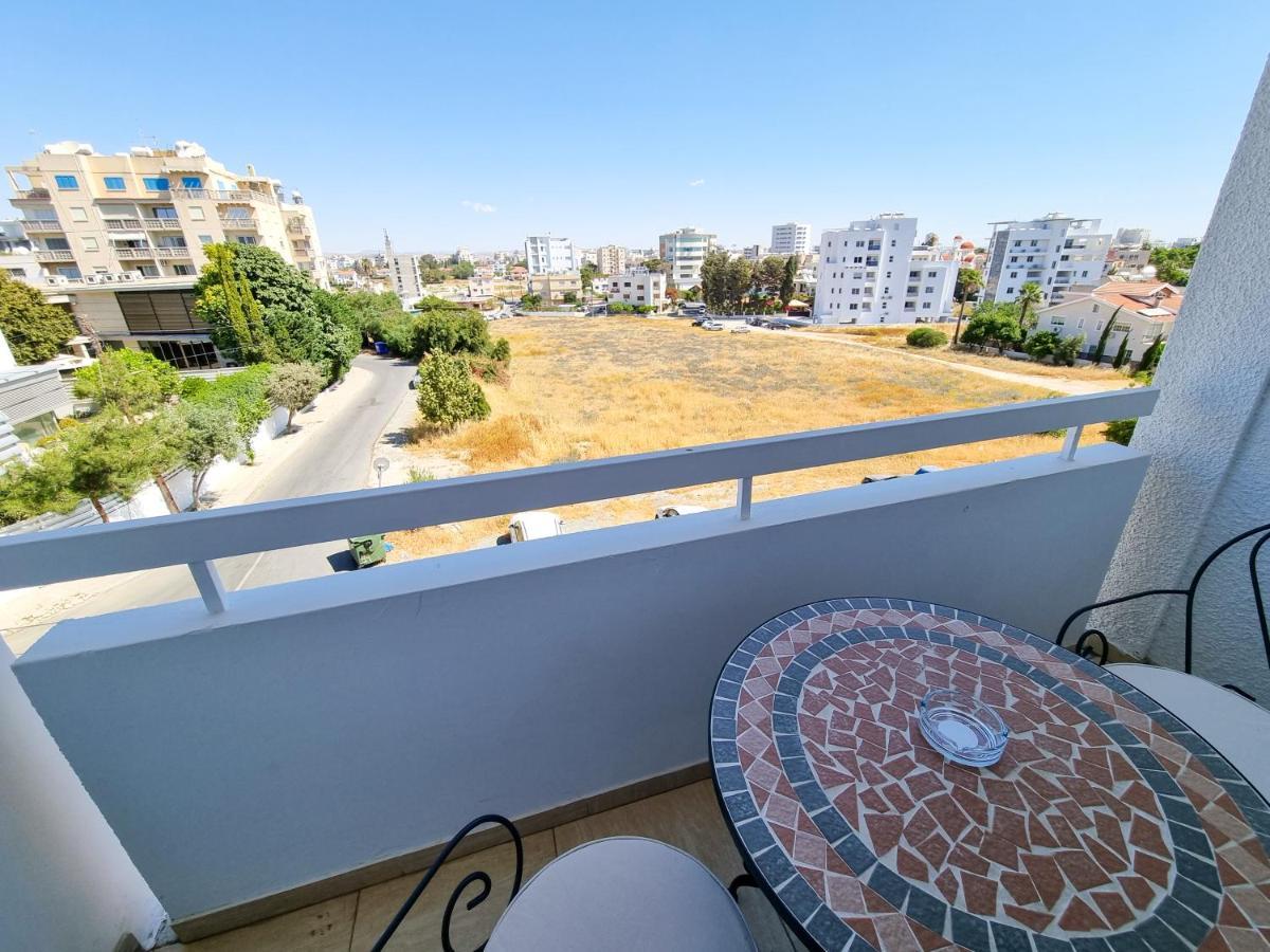 Springfield Park Apartment Larnaca Extérieur photo