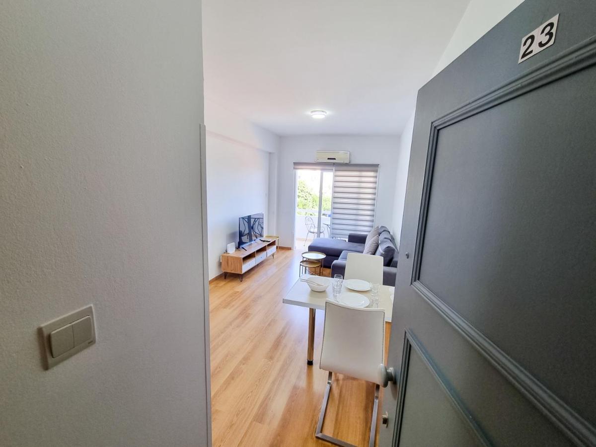 Springfield Park Apartment Larnaca Extérieur photo