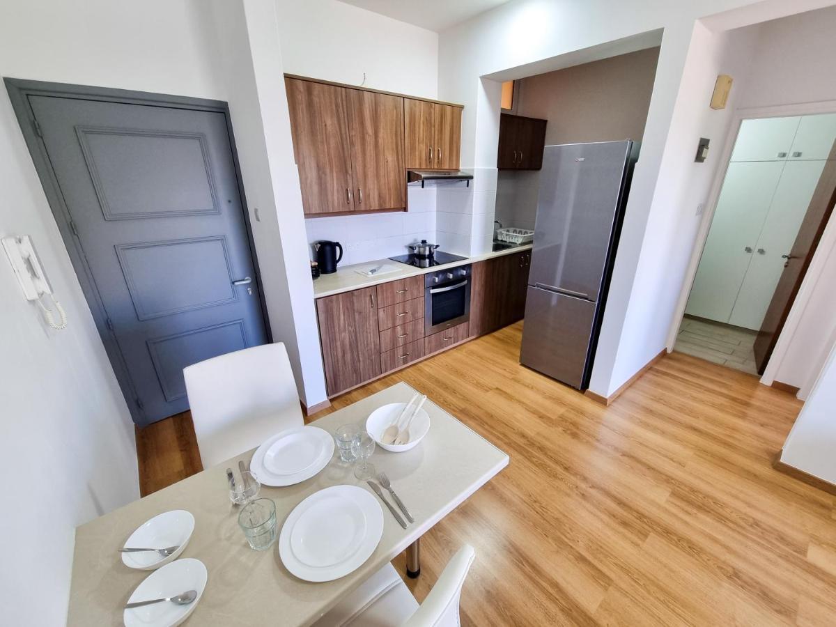 Springfield Park Apartment Larnaca Extérieur photo